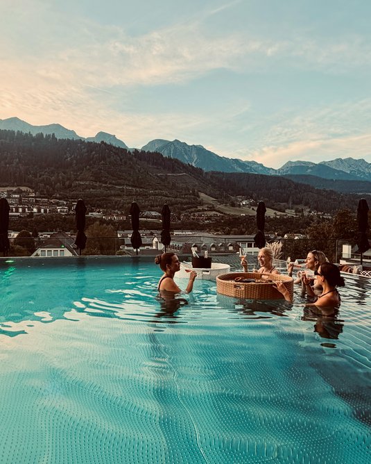 Eure Unterkunft in Schladming: Griaß di im JOHANN! Eure Unterkunft in Schladming: Griaß di im JOHANN!