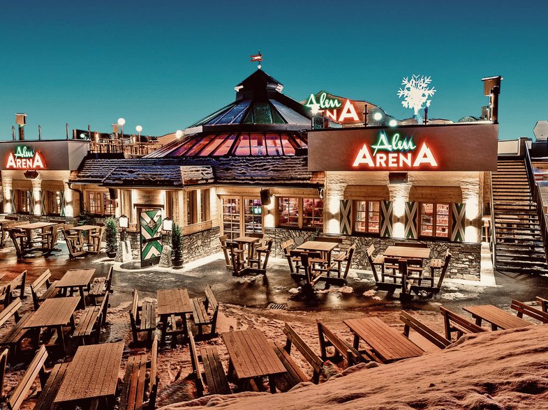 Die Bar für den Skiurlaub in Schladming direkt an der Piste Die Bar für den Skiurlaub in Schladming direkt an der Piste