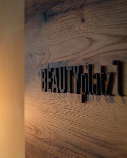 Spa-Bereich des Hotels in Schladming: Wellnessbehandlungen Massagen & Kosmetik Spa-Bereich des Hotels in Schladming: Wellnessbehandlungen Massagen & Kosmetik